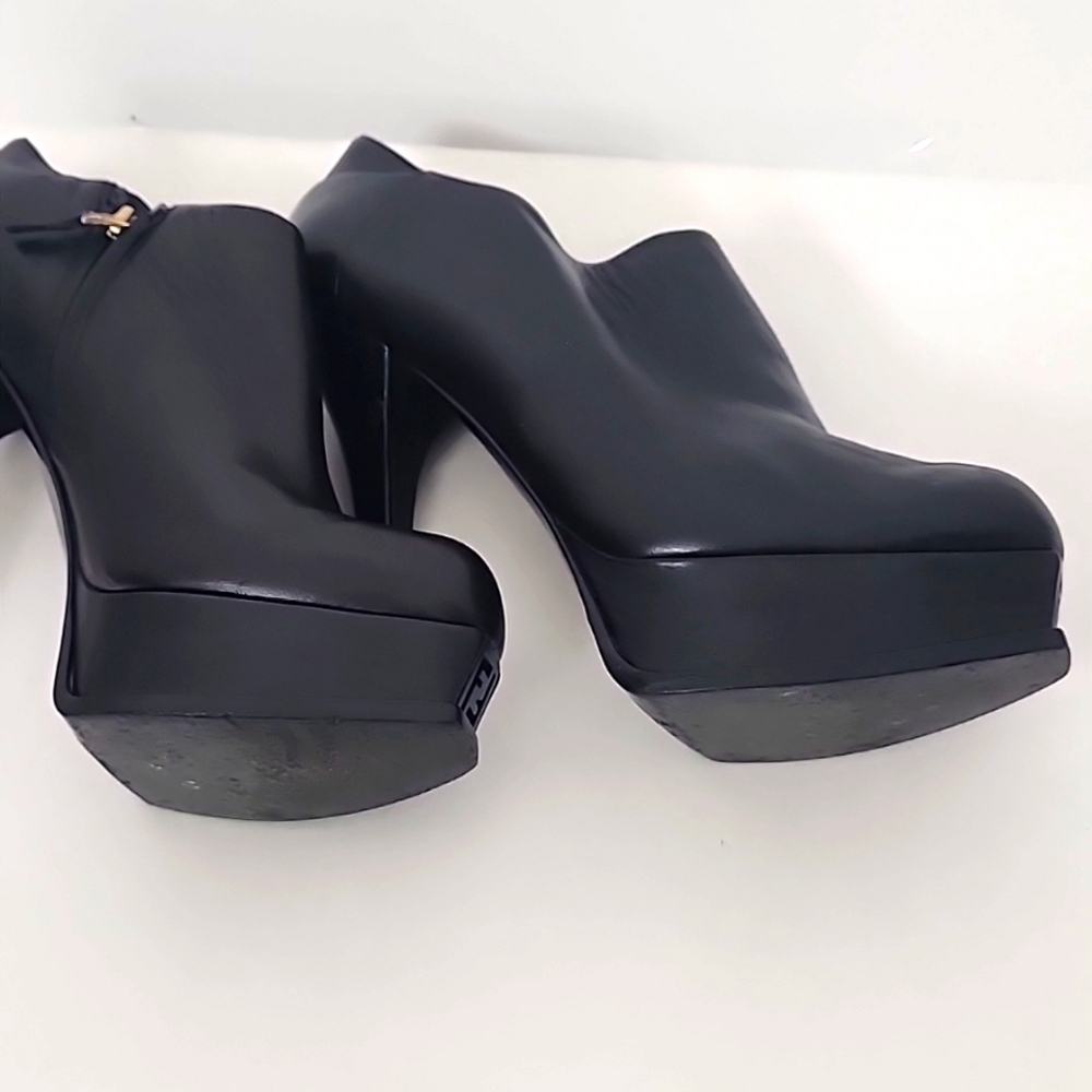 Fendi Black Platform Booties Size 41 - Picture 11 of 12